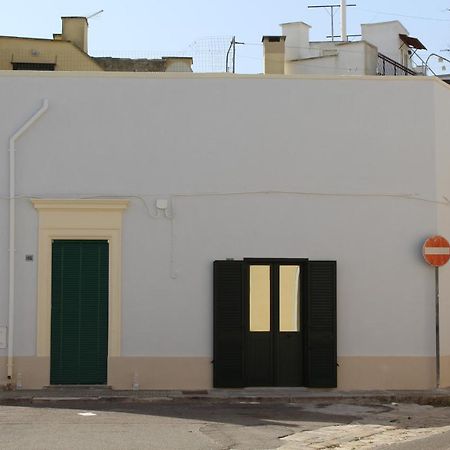 Marinella Villa Campi Salentina Buitenkant foto