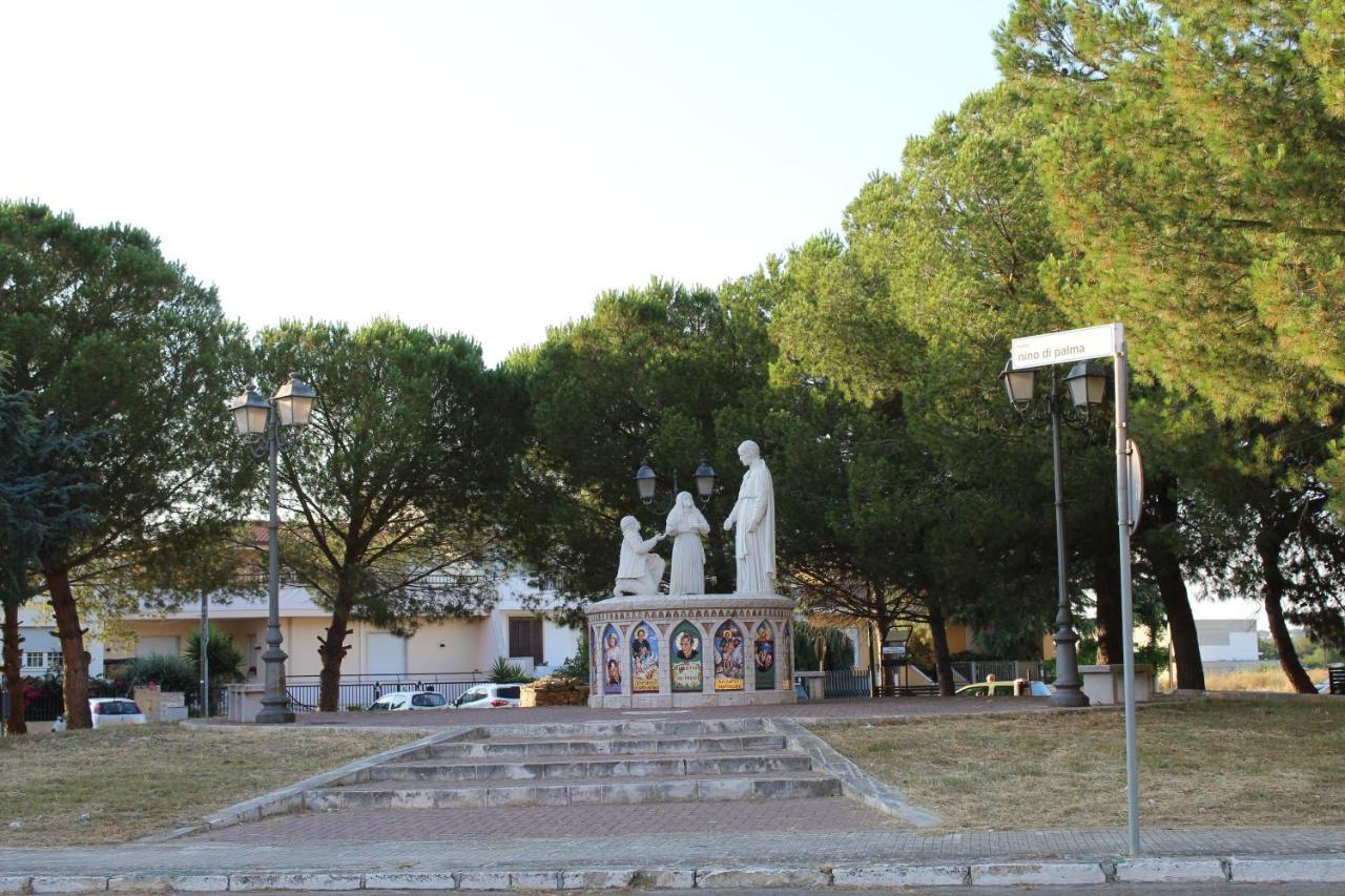 Marinella Villa Campi Salentina Buitenkant foto
